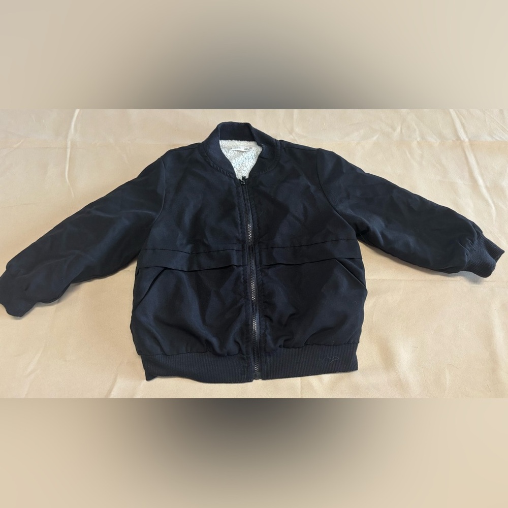 SHEIN Kids Black Bomber Jacket w/ Pockets‎